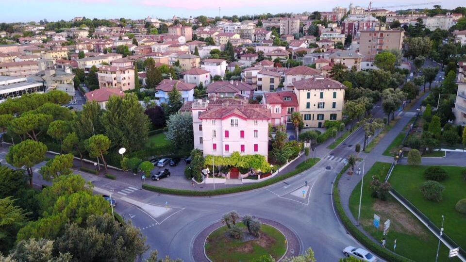 Hotel Giardinetto Desenzano del Garda Eksteriør billede