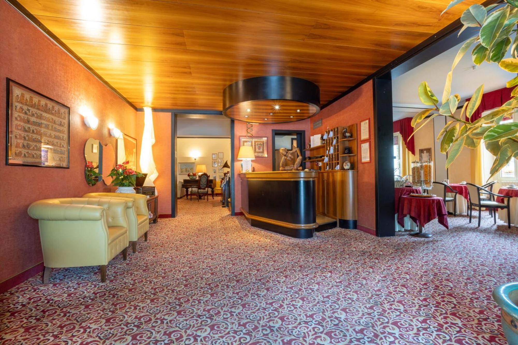 Hotel Giardinetto Desenzano del Garda Eksteriør billede