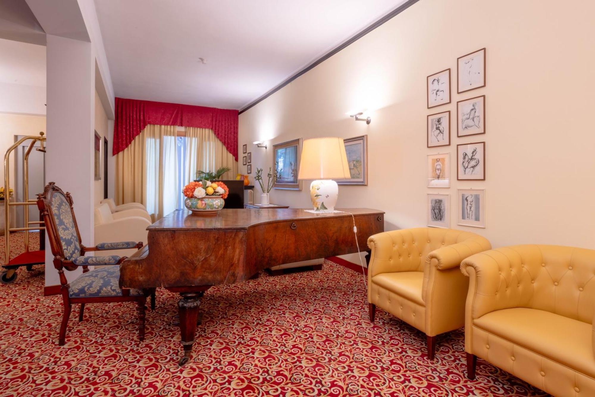 Hotel Giardinetto Desenzano del Garda Eksteriør billede