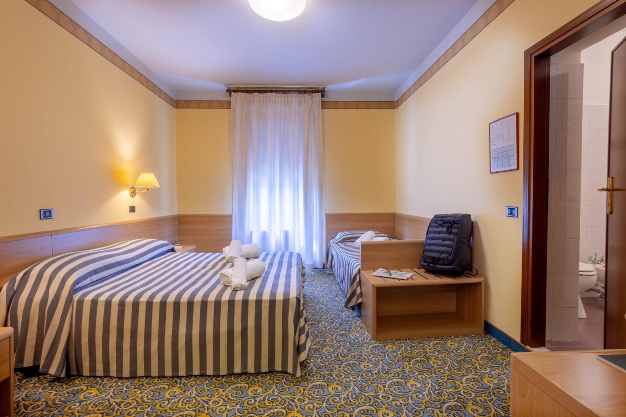 Hotel Giardinetto Desenzano del Garda Eksteriør billede
