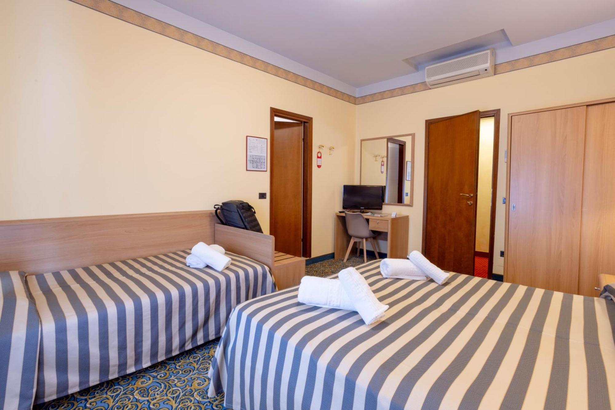Hotel Giardinetto Desenzano del Garda Eksteriør billede