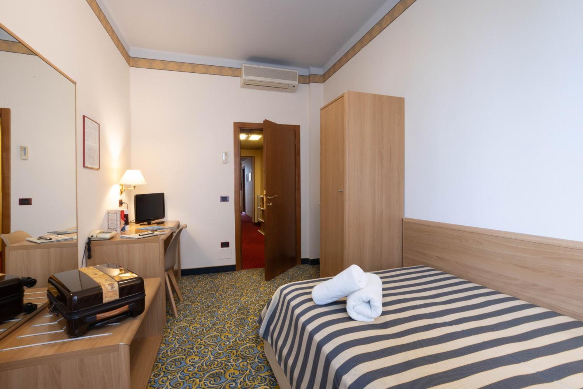 Hotel Giardinetto Desenzano del Garda Eksteriør billede